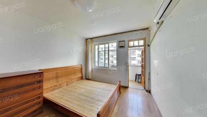 园林局职工宿舍二手房实景图