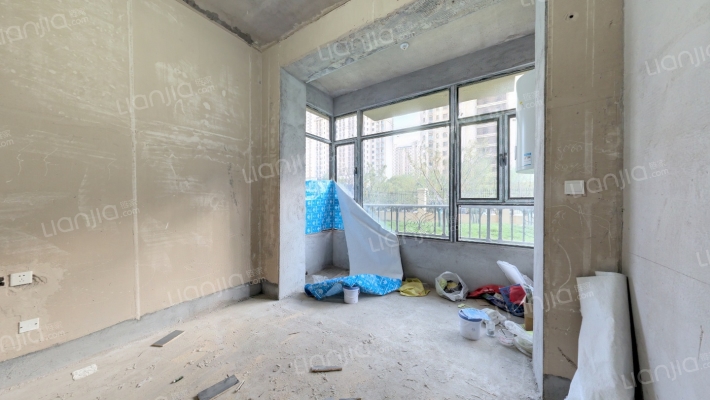 邯郸恒大翡翠御庭二手房实景图