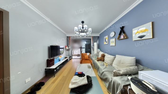 华侨城水畔华庭二手房实景图