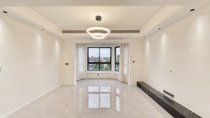 上君花园临湖壹号二手房实景图