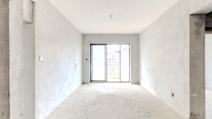 富康城紫悦台二手房实景图