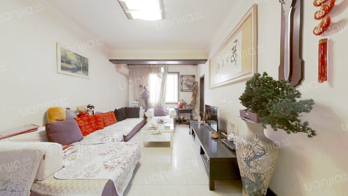 市三王服饰有限公司家属院二手房实景图