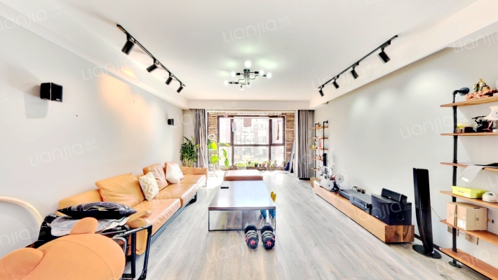 海航叠山院二手房实景图