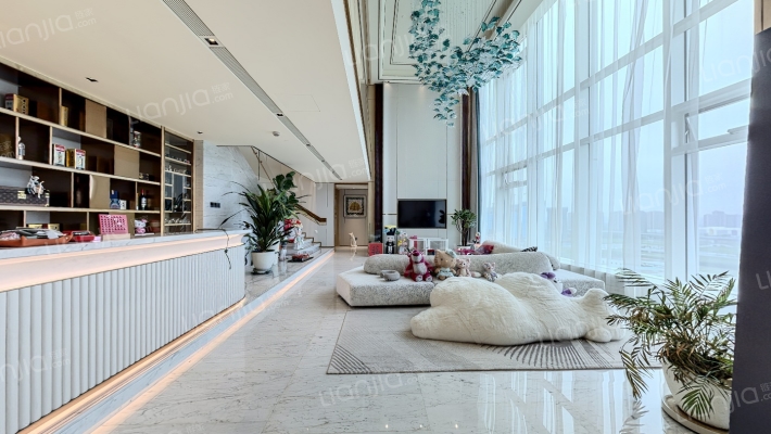 新世界翡郦中心二手房实景图