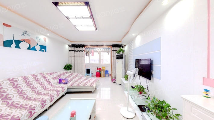 圣地花园二手房实景图