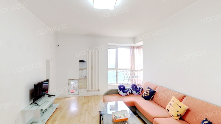 河畔馨居二手房实景图