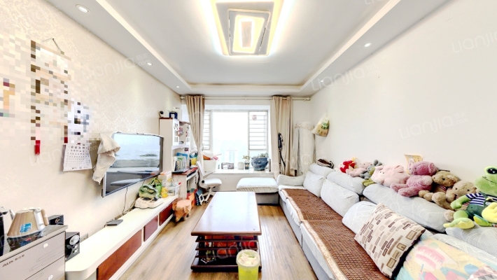 胜天人居二手房实景图