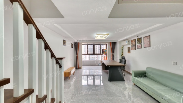 银联广场二手房实景图