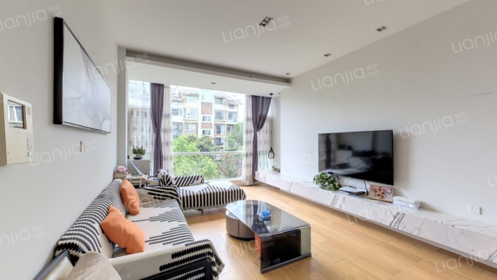 滇池卫城蓝港二手房实景图