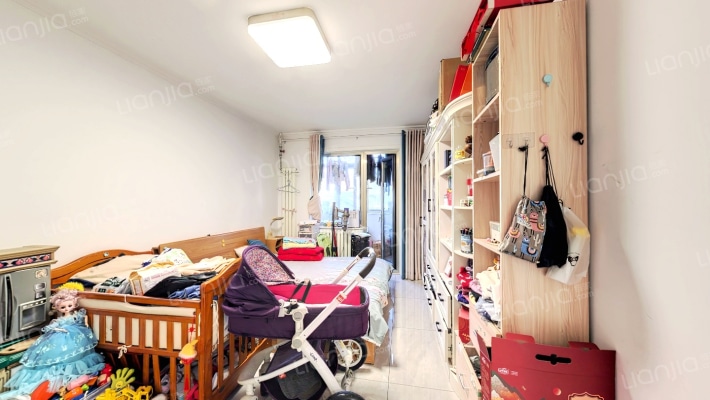 万明路18号院二手房实景图