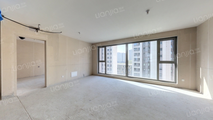 保利和光尘樾北区二手房实景图