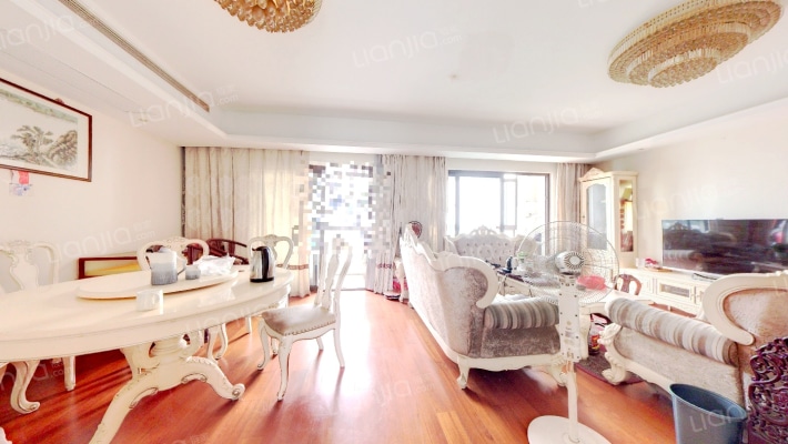 万科长风别墅二手房实景图