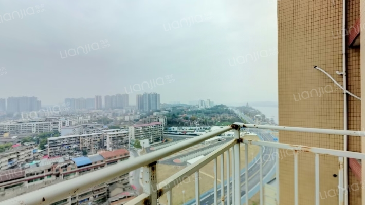 湘水左岸二手房实景图