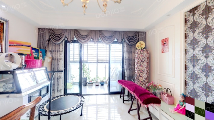 东方广场住宅区二手房实景图