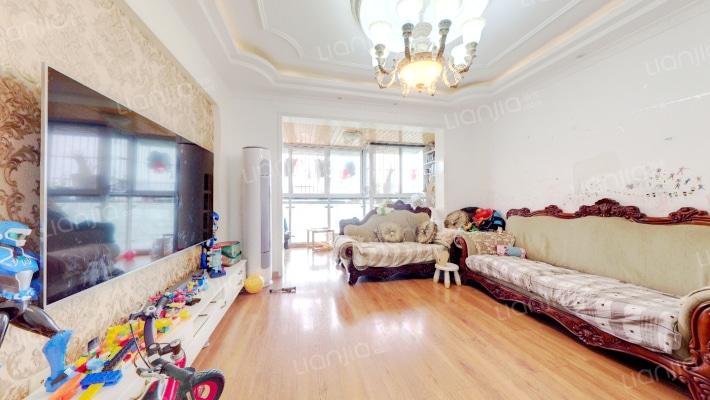 东山河畔二手房实景图