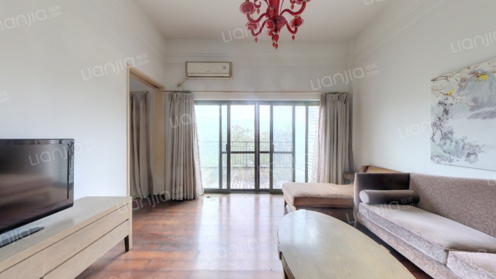 上邦高尔夫温泉公馆二手房实景图