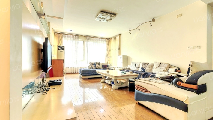 天山小区 二手房实景图