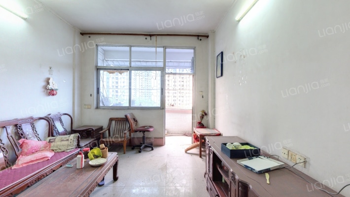 南油社区二手房实景图