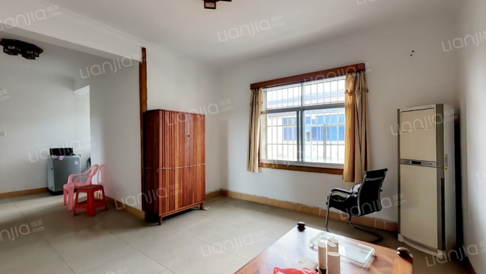 渔政家属区二手房实景图