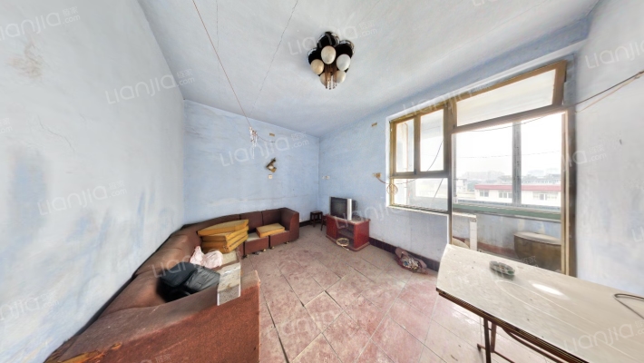 机械厂家属院二手房实景图