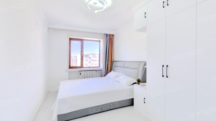 宏伟嘉园南区二手房实景图