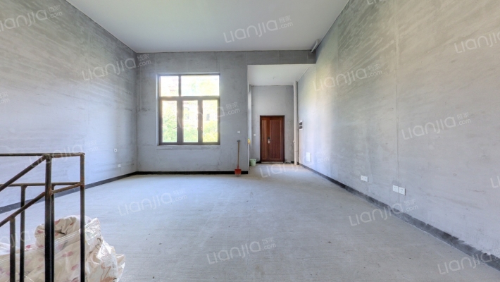 东原湖光樾墅二手房实景图