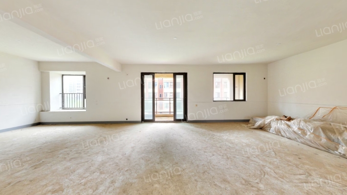 绿地国际理想城一期二手房实景图