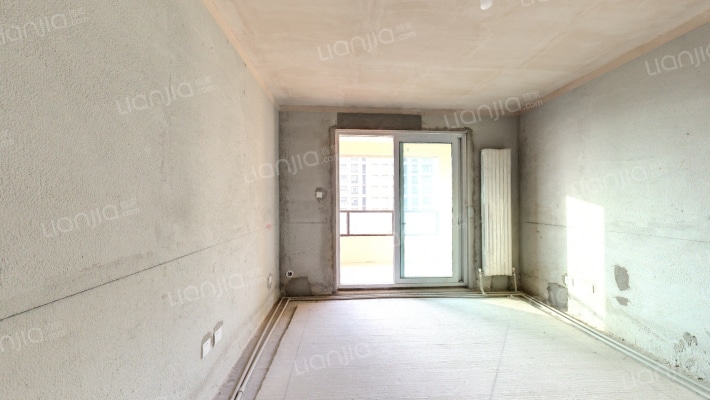 鼎立国际城H区二手房实景图