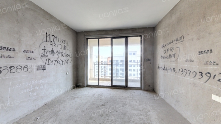 蓝江小区B区二手房实景图