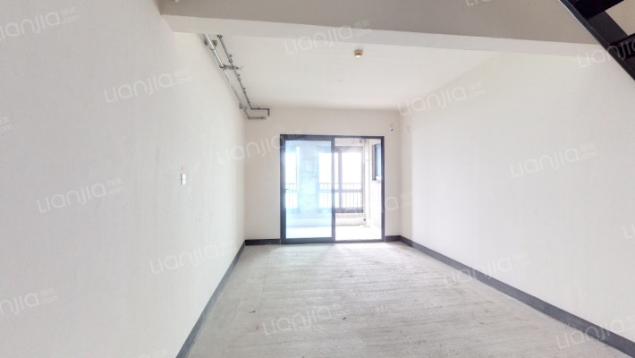 龙湖星图二手房实景图