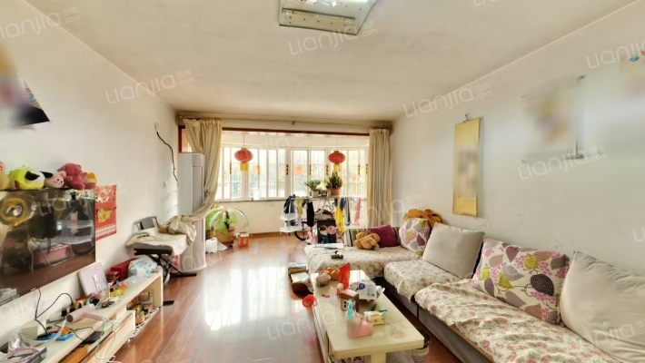 八一小区二手房实景图