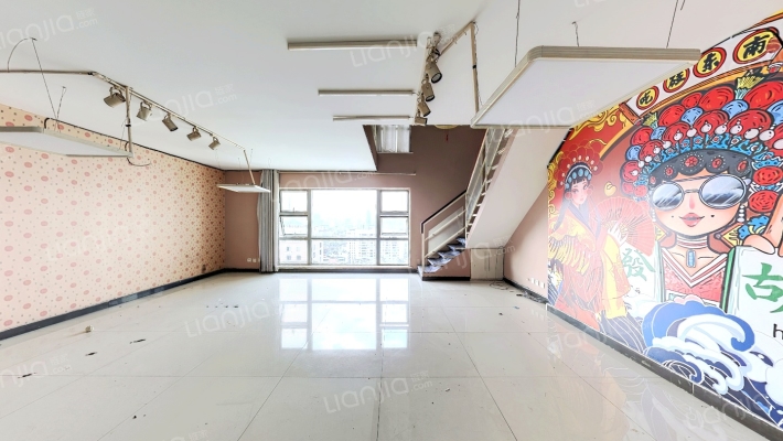 银海SOHO国际公寓二手房实景图