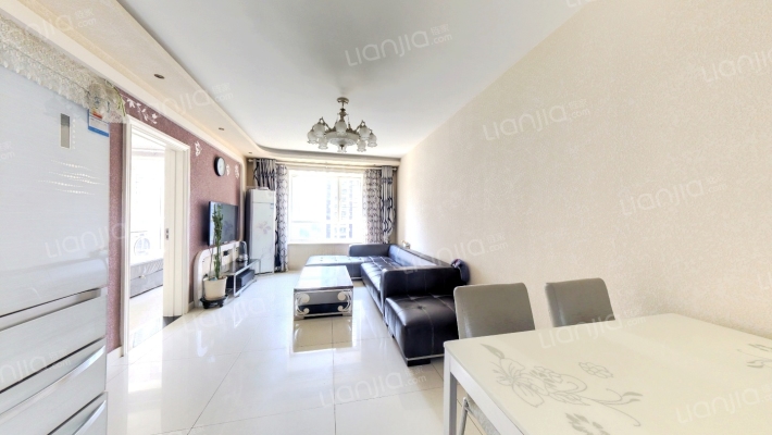 双塔区，天保郦景，精装修南向两居-客厅