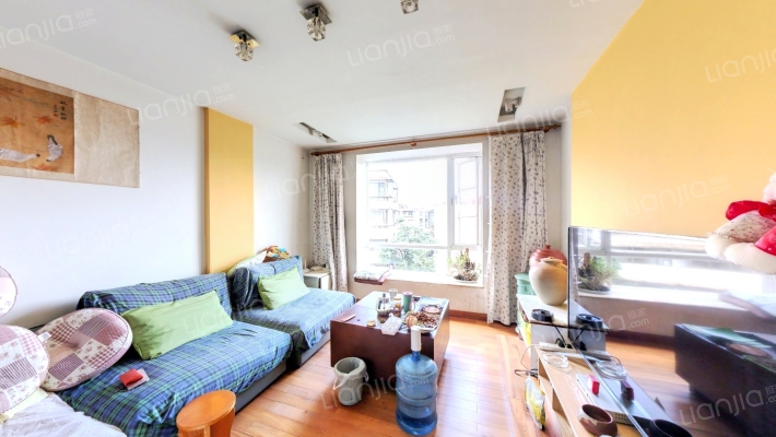 文苑商住楼二手房实景图