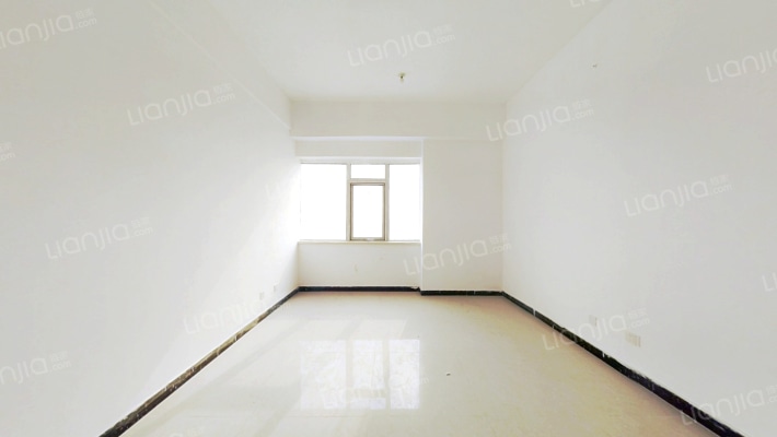 悦活公寓二手房实景图