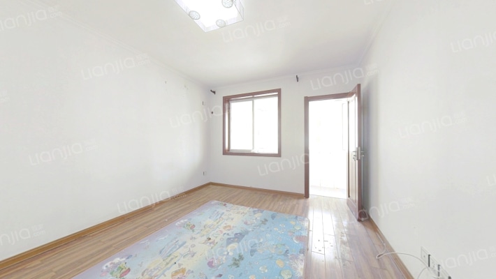 新泰路二手房实景图