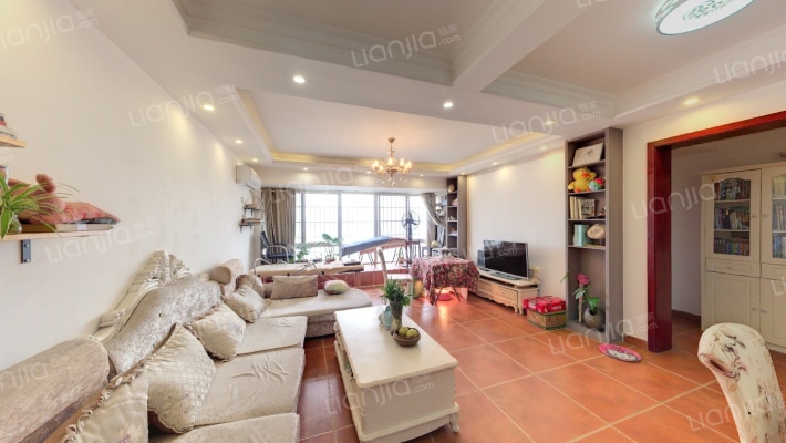 几米空间二手房实景图