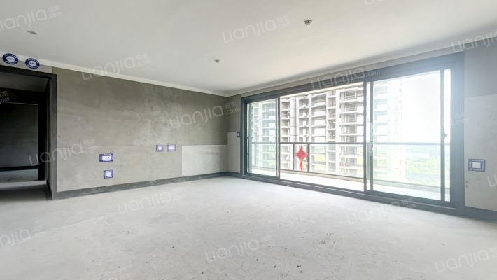 顺阳永威东棠二手房实景图