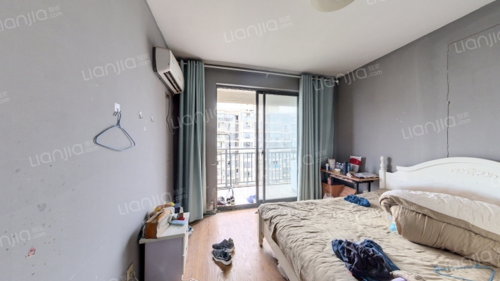 梁南苑A区二手房实景图