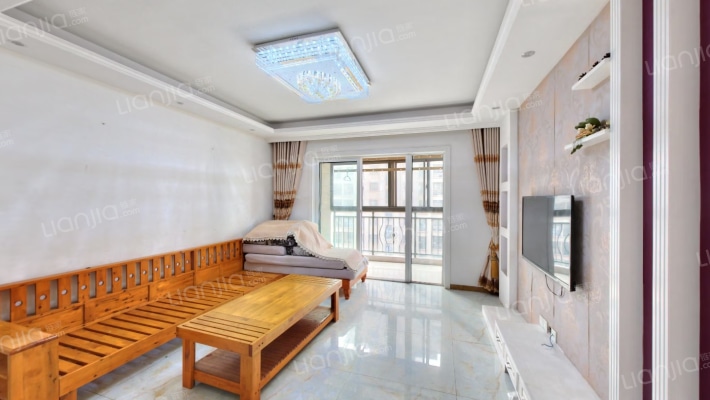 圣地雅阁A区二手房实景图