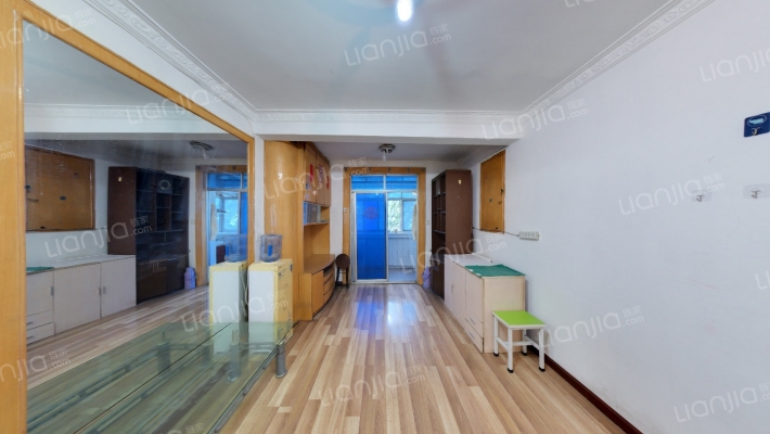 西安市第八十三中学家属院二手房实景图