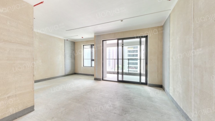 恺德雲麓二手房实景图