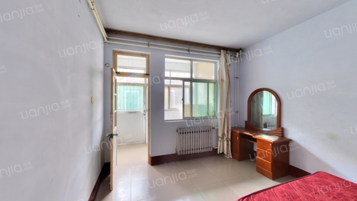 山东明水汽车配件厂职工宿舍二手房实景图