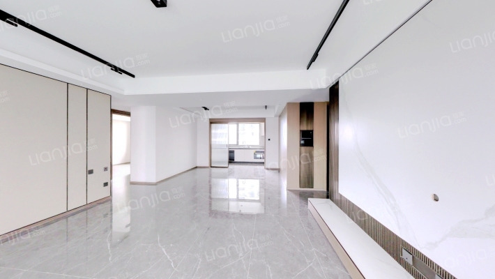 中国铁建·花语湖畔二手房实景图