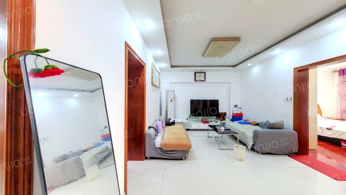 都市华庭北区二手房实景图