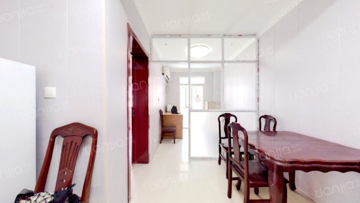 金碧花园二手房实景图