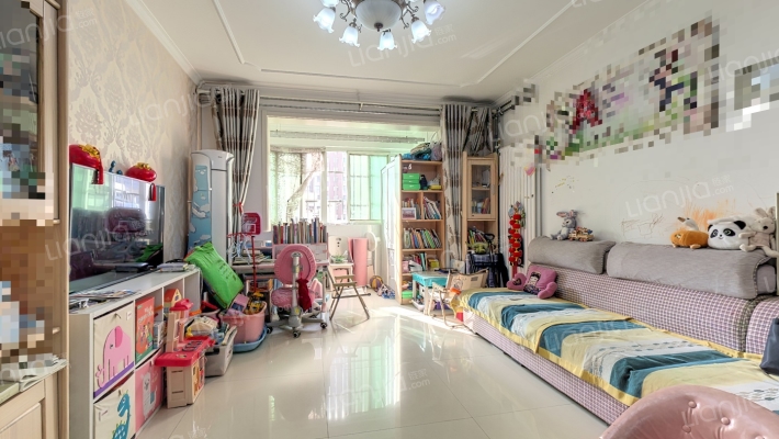 雅居一方二手房实景图