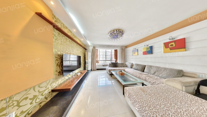 四季美景二手房实景图