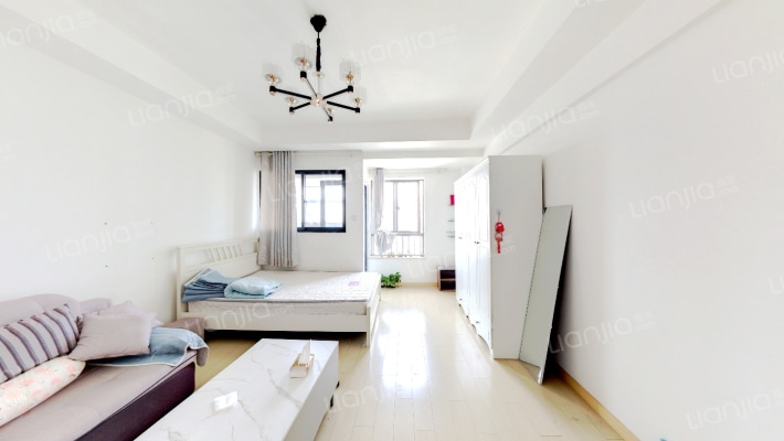 万科云上城二期二手房实景图