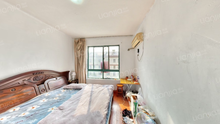 泰伯花苑三区二手房实景图